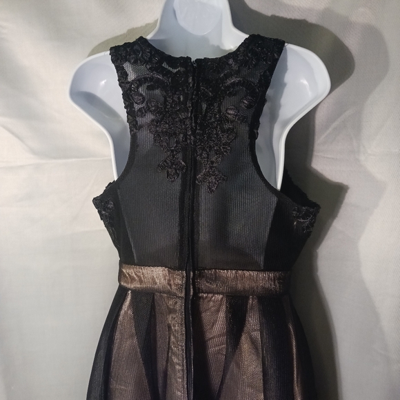 NWT Dear Moon Elegant Black Lace Overlay Dress Jr Size 11 - Picture 5 of 11